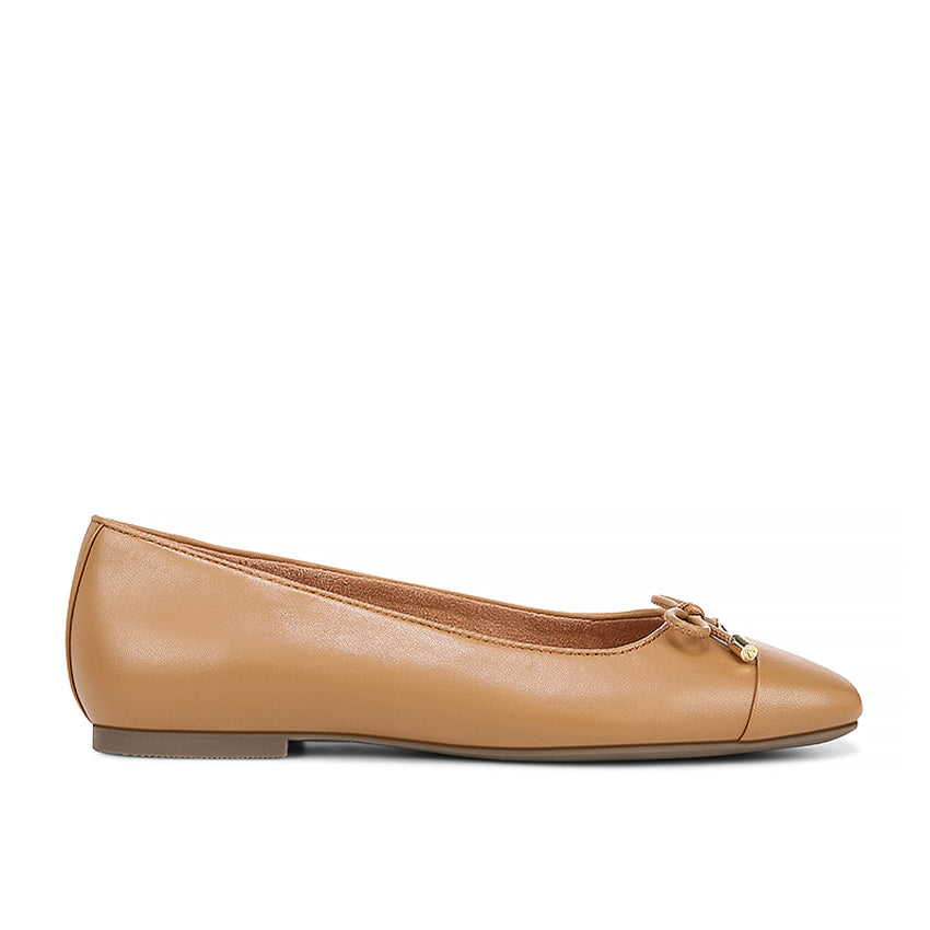 Hyacinth Klara Women's Flat Shoes - Camel