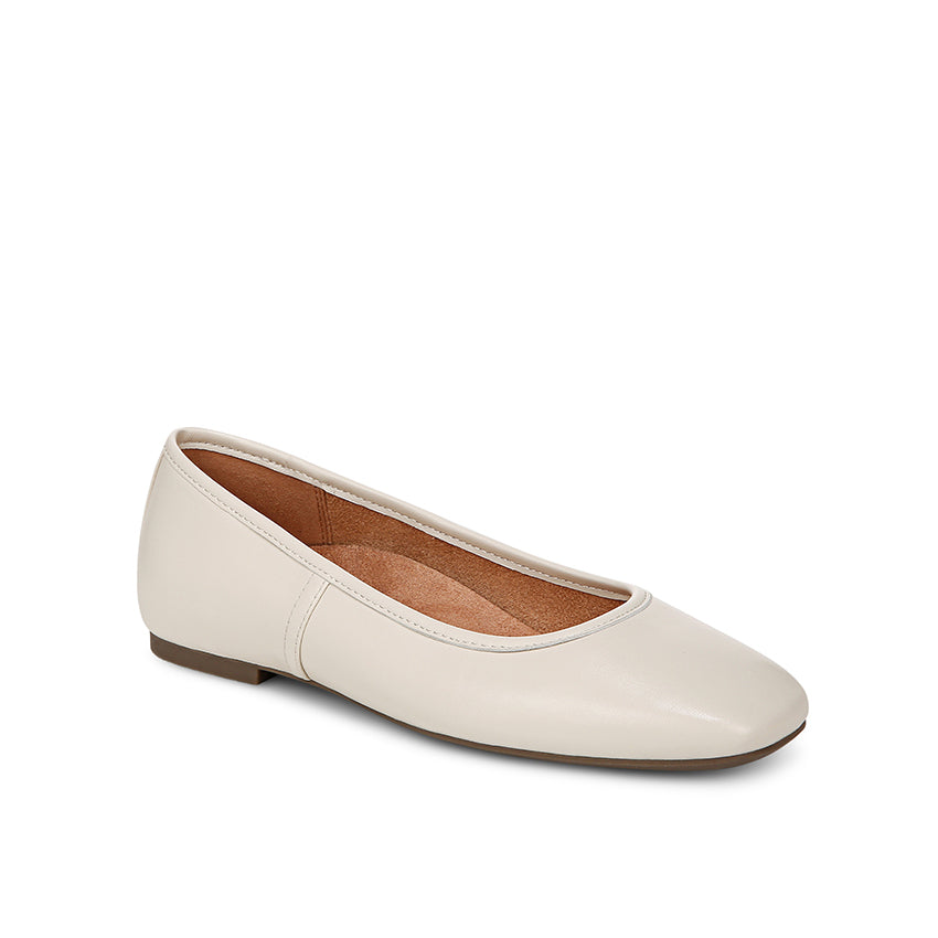 Hyacinth Orinda Women's Flat Shoes -Cream
